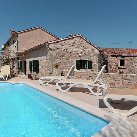 Holiday home Mit Privatpool Fuer 5 Personen Ca 70 Qm In Rakalj, Istrien Bucht Von Rasa Rakalj
